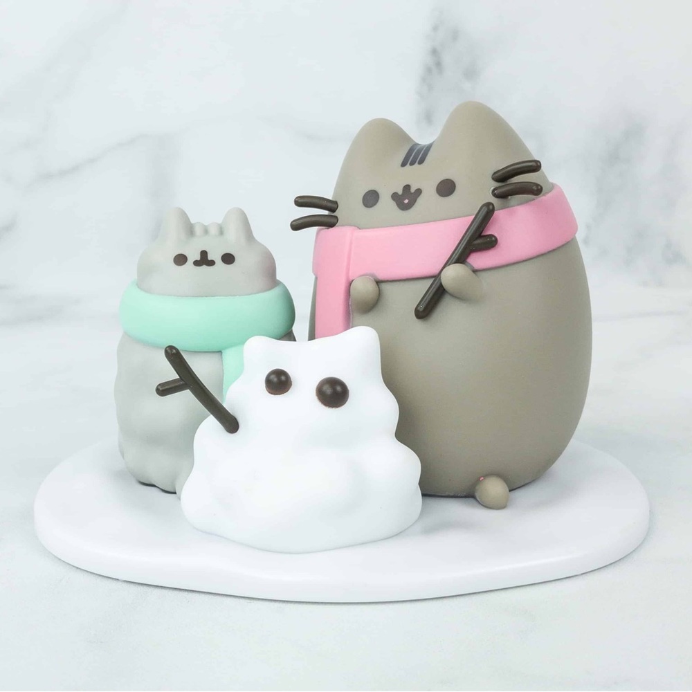 Pusheen Snow Day Vinyl figure